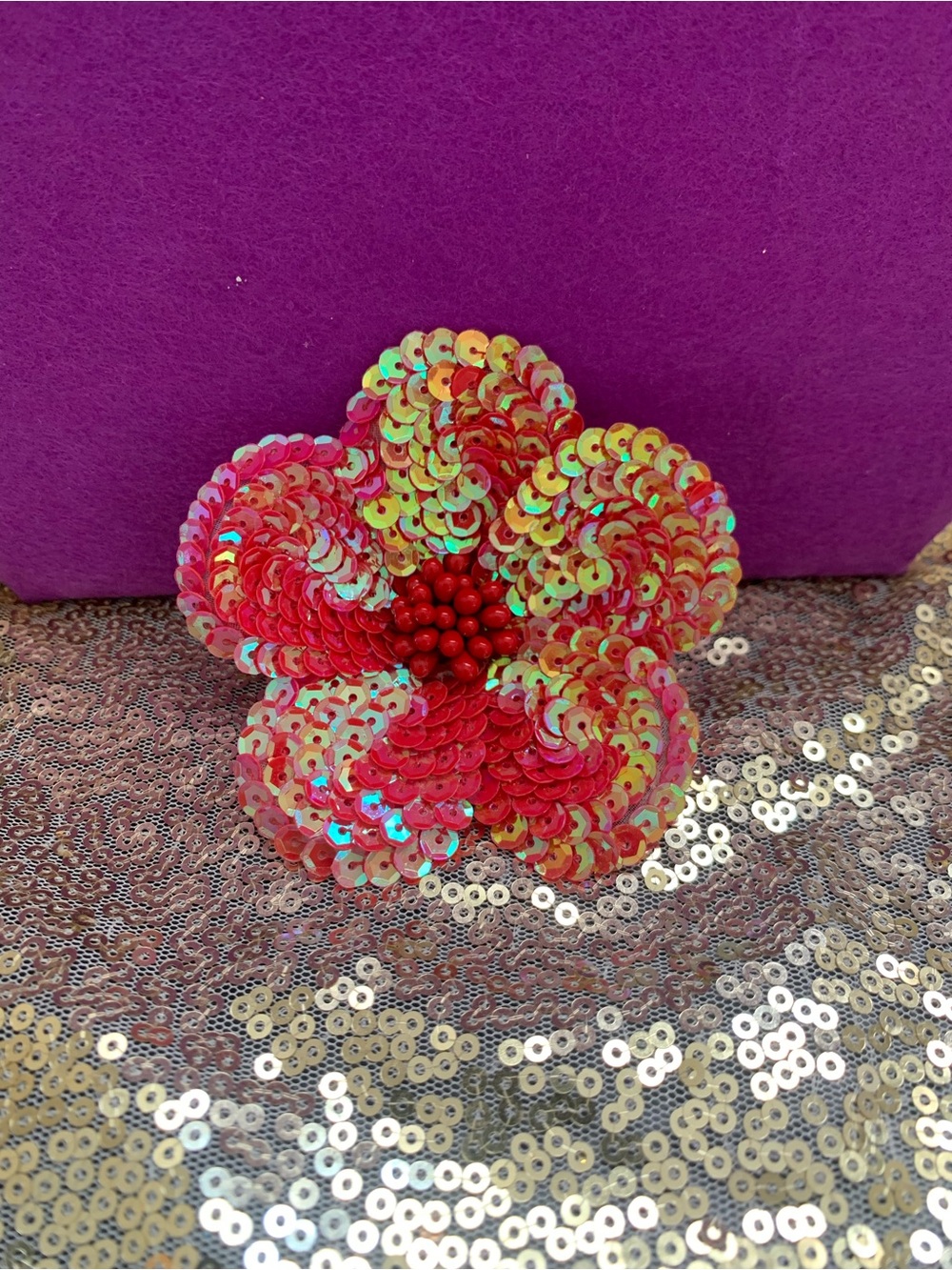 Sequin Flower Brooch Pin - Iridescent Red